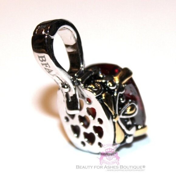 Multi Faceted Throne Room Checker Cushion Cut Aqua Blue Ice Glam Cz Pendant - Picture 2 of 4